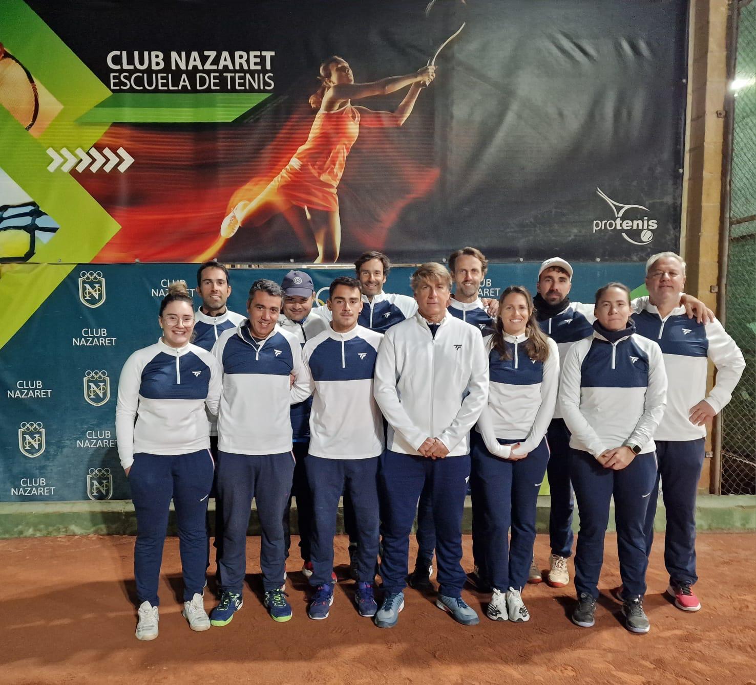 Equipo de la escuela de tenis PROTENIS del Club Nazaret