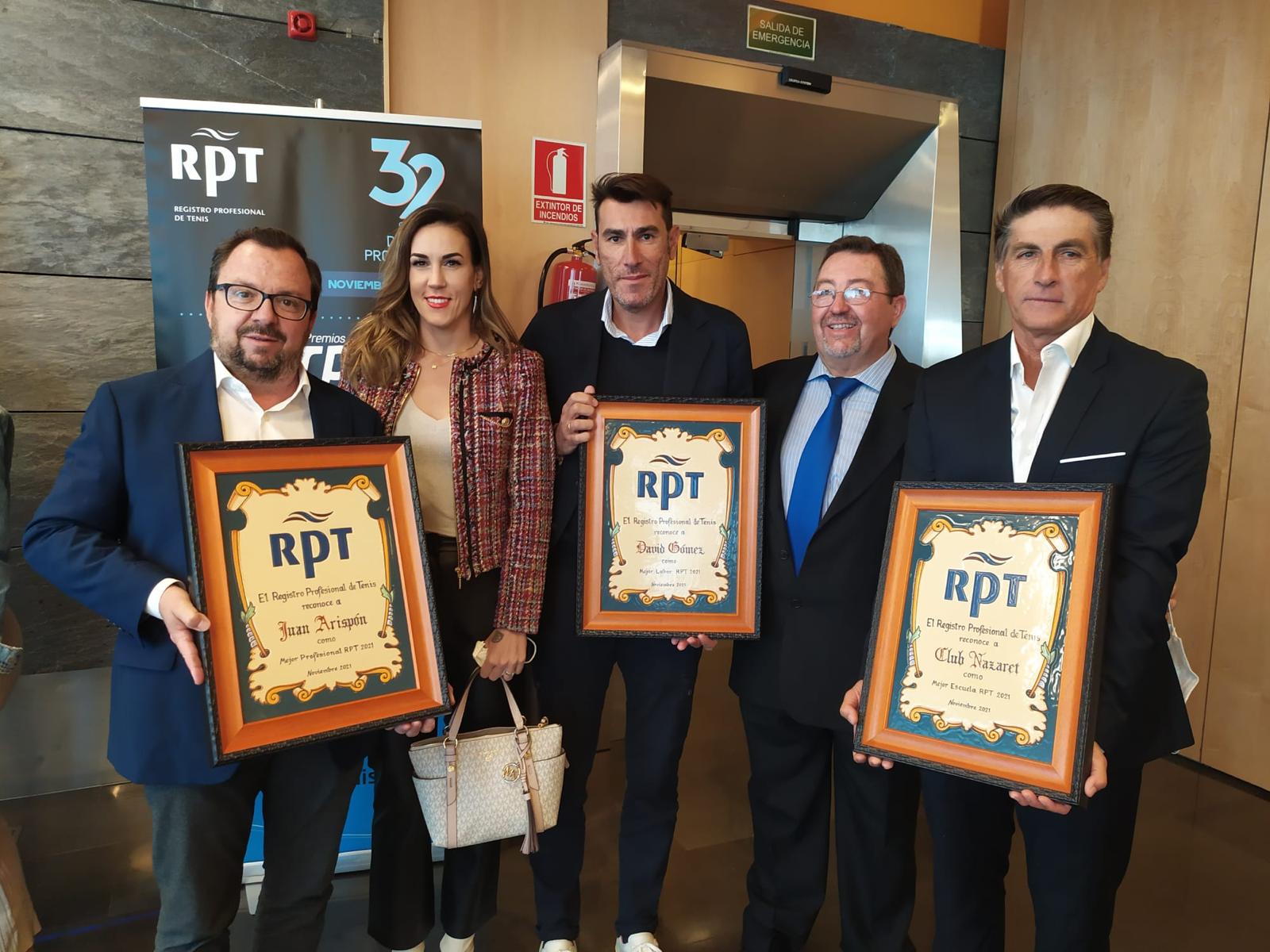 Paco Doña en un reconocimiento del Registro Profesional de Tenis